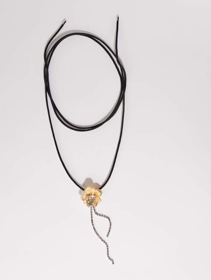 Flower necklace