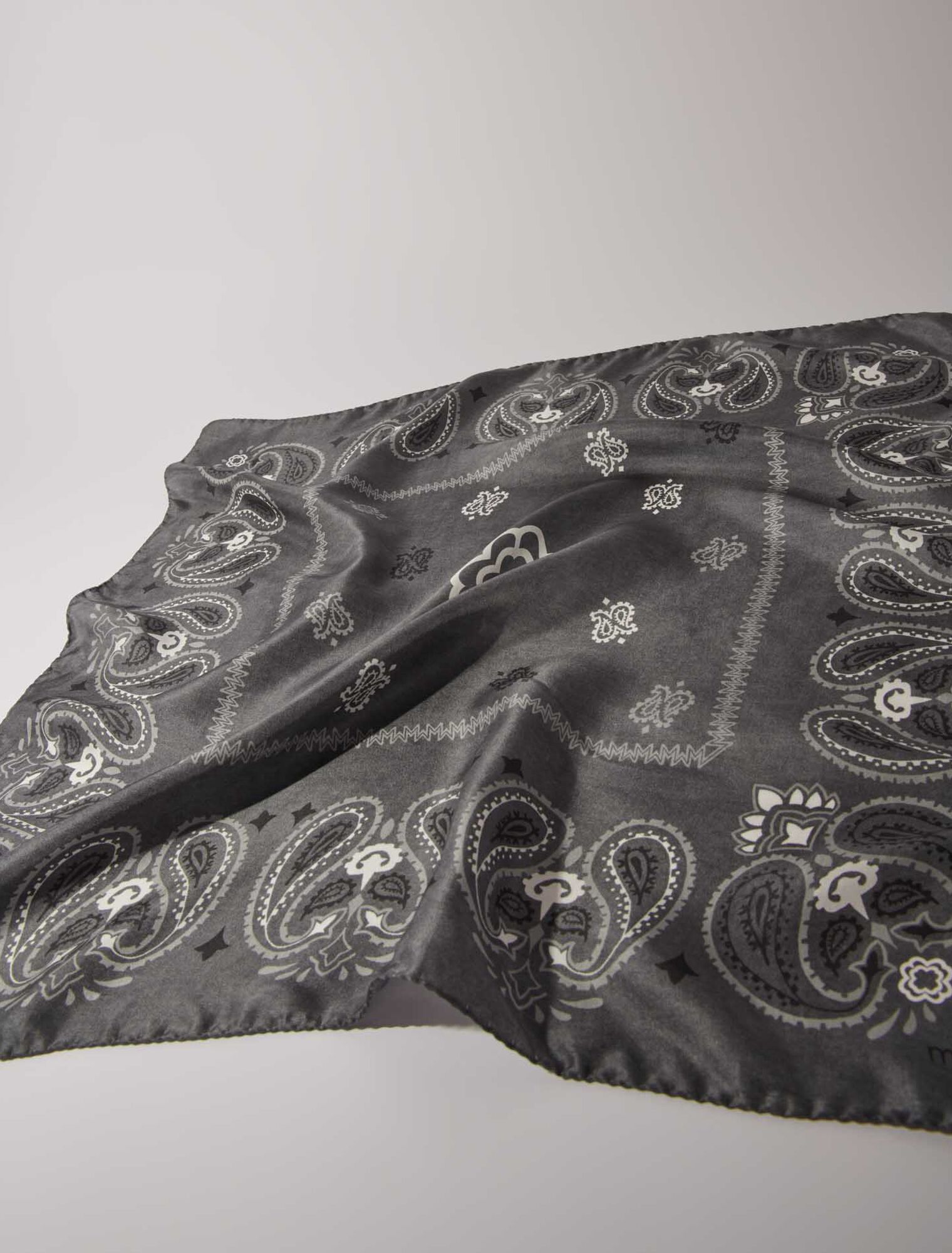 Silk paisley print bandana