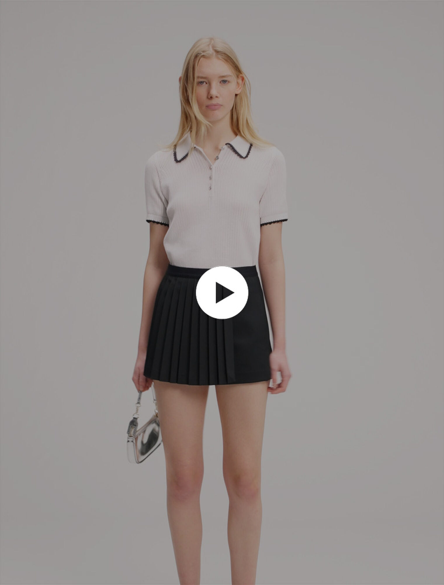 Straight-fit pleated shorts