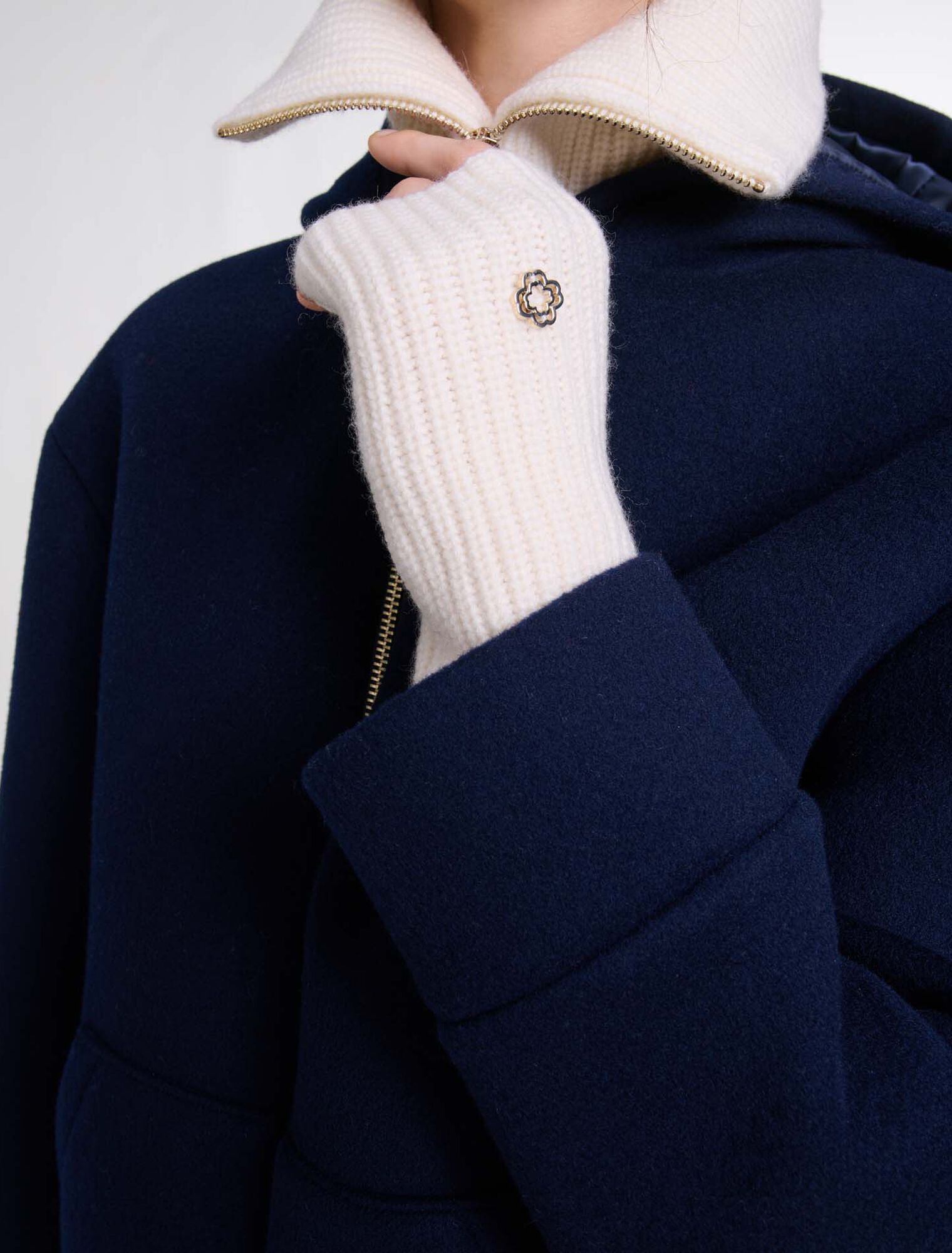 Wool and cashmere mittens