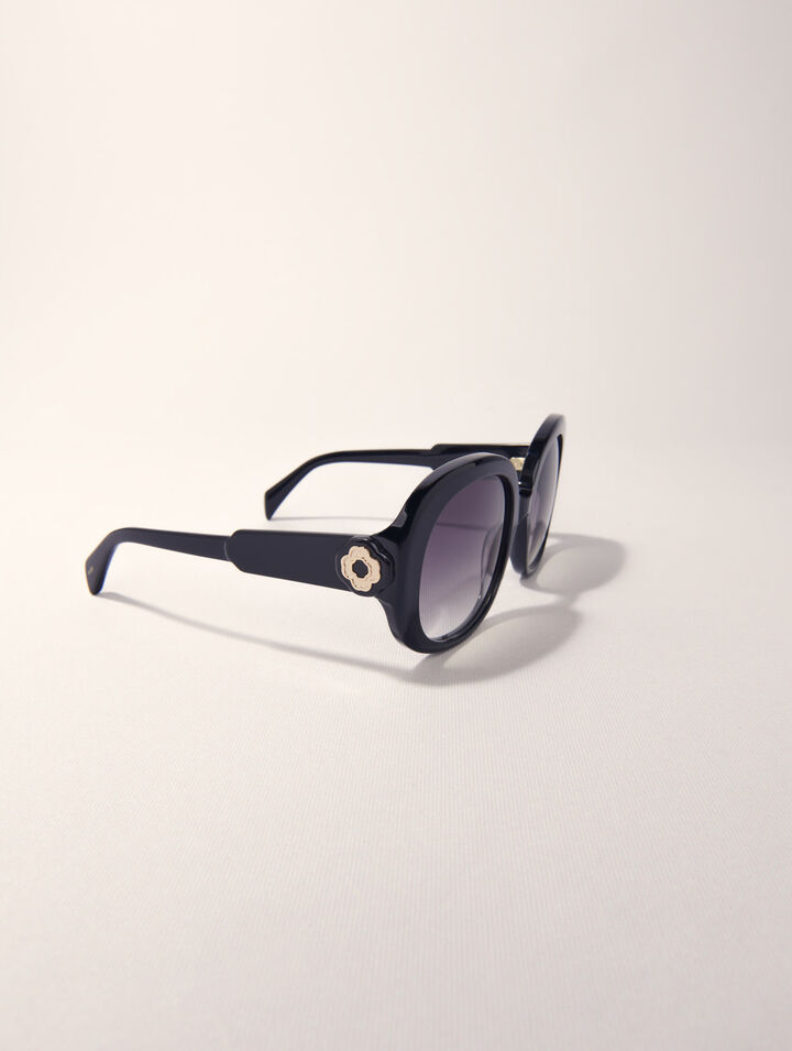 Round acetate glasses