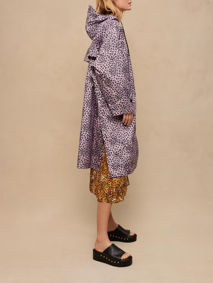 Water-repellent leopard-print coat