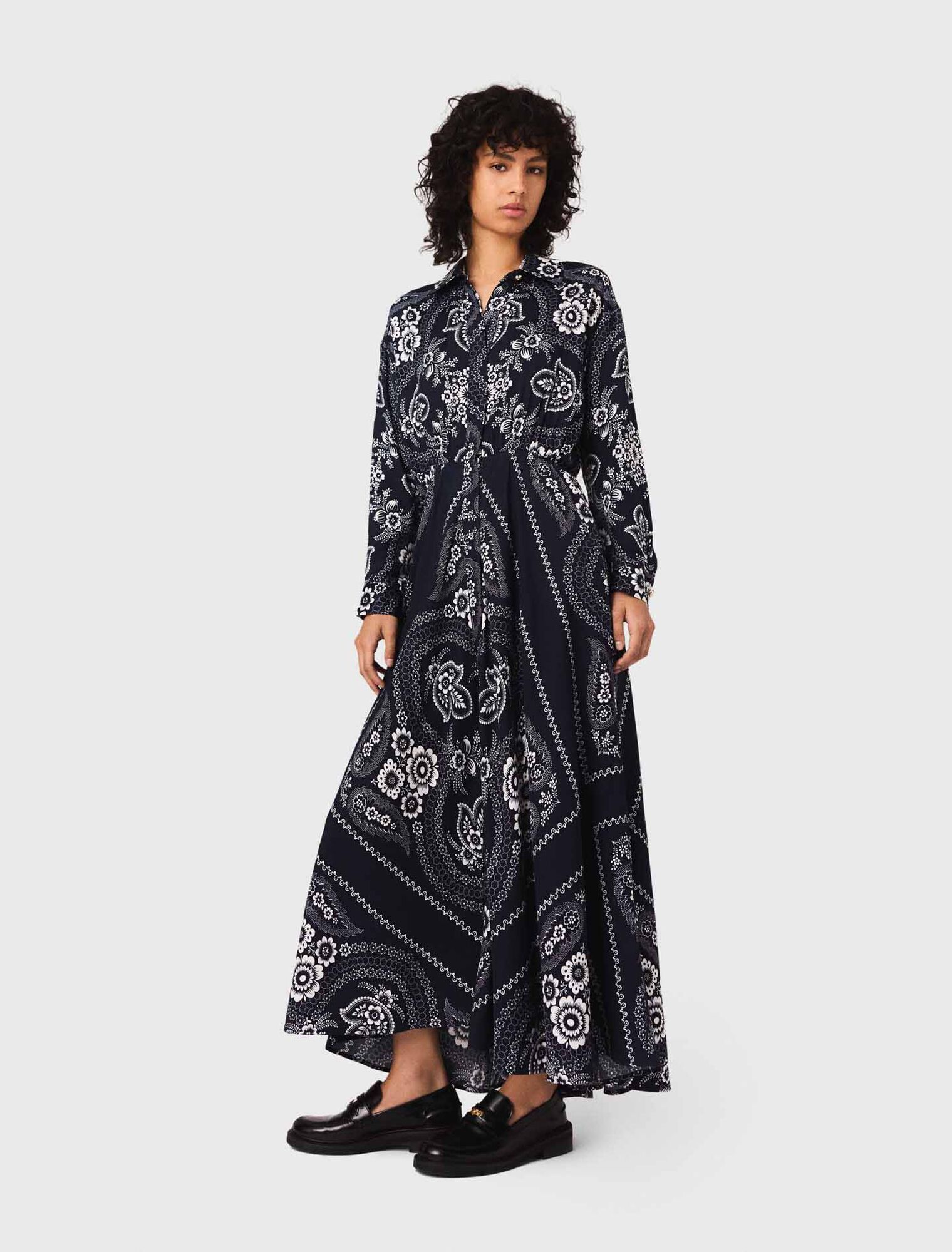 Patterned flowing maxi dress