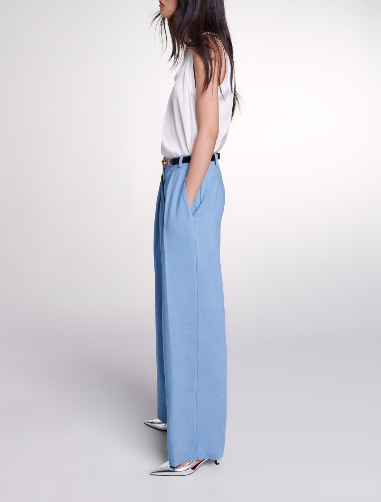 Wide-leg suit trousers with pleats 