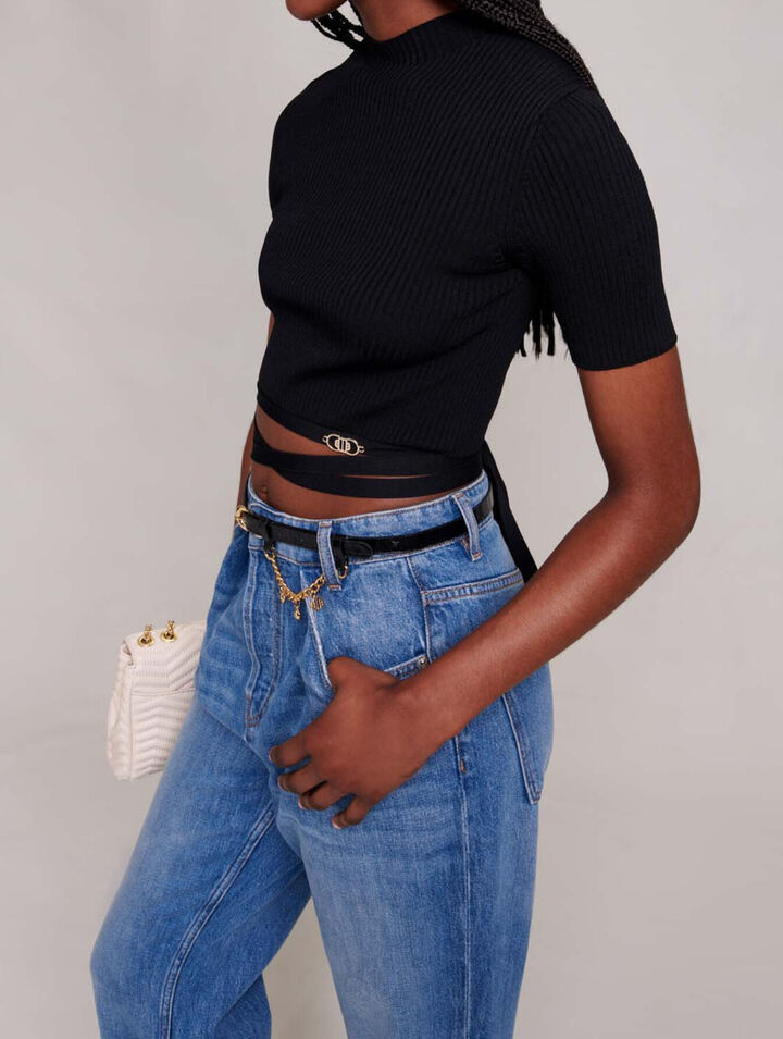 Criss-cross cropped top