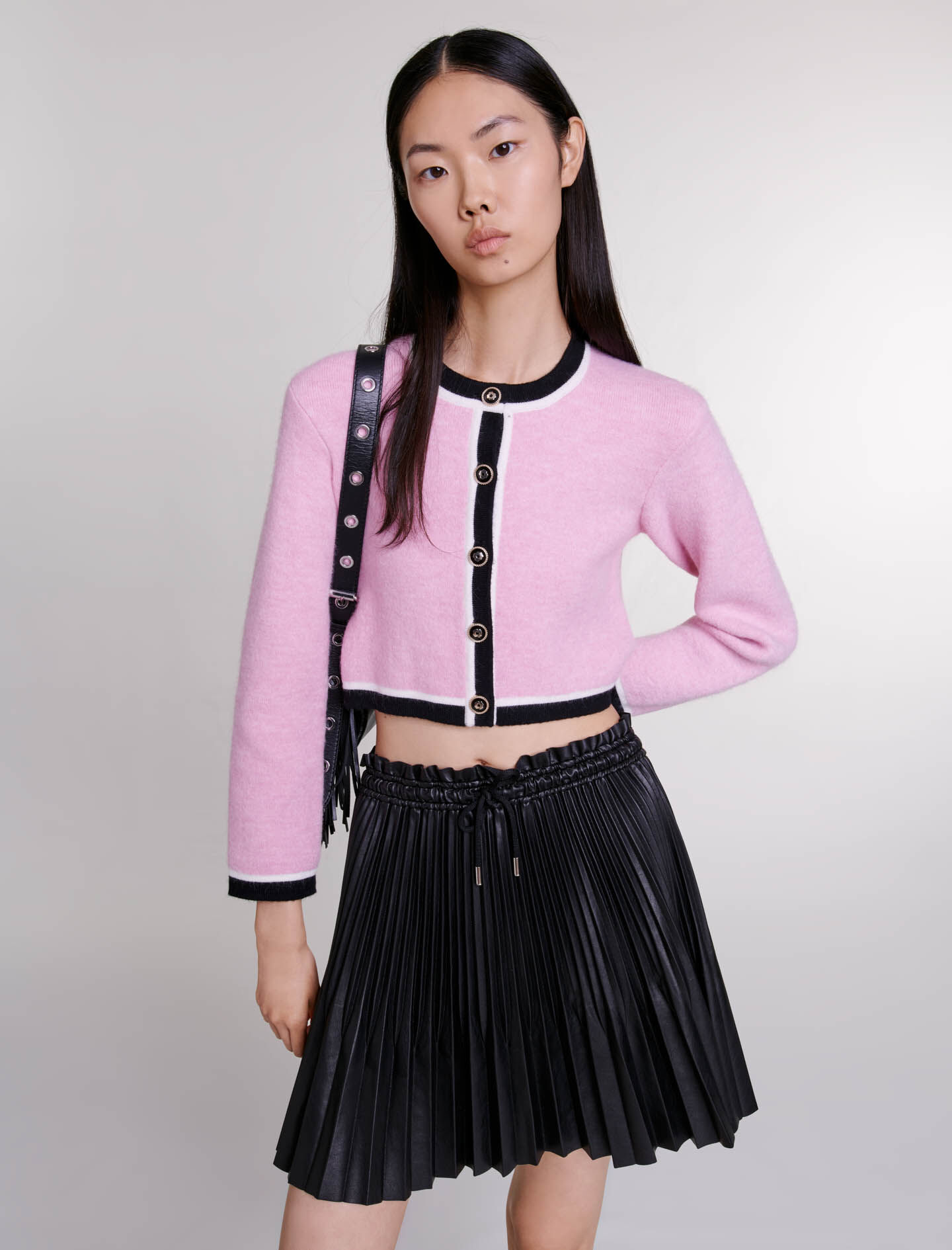 【新品】QUNG QG Classic Cropped Cardigan 完売品 新品】QUNG QG Classic Cropped Cardigan 完売品 Fringed