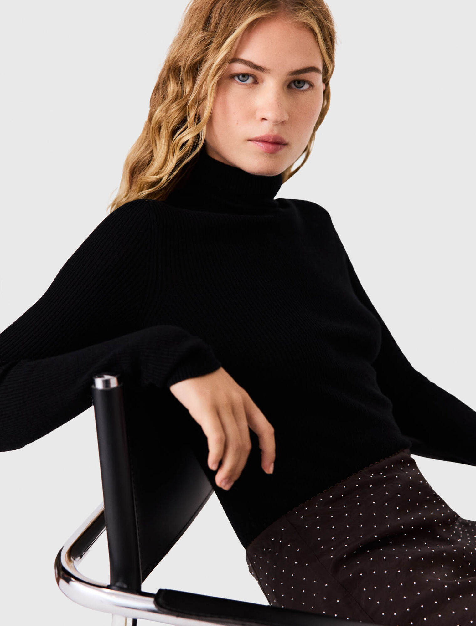 Second-skin high-neck jumper