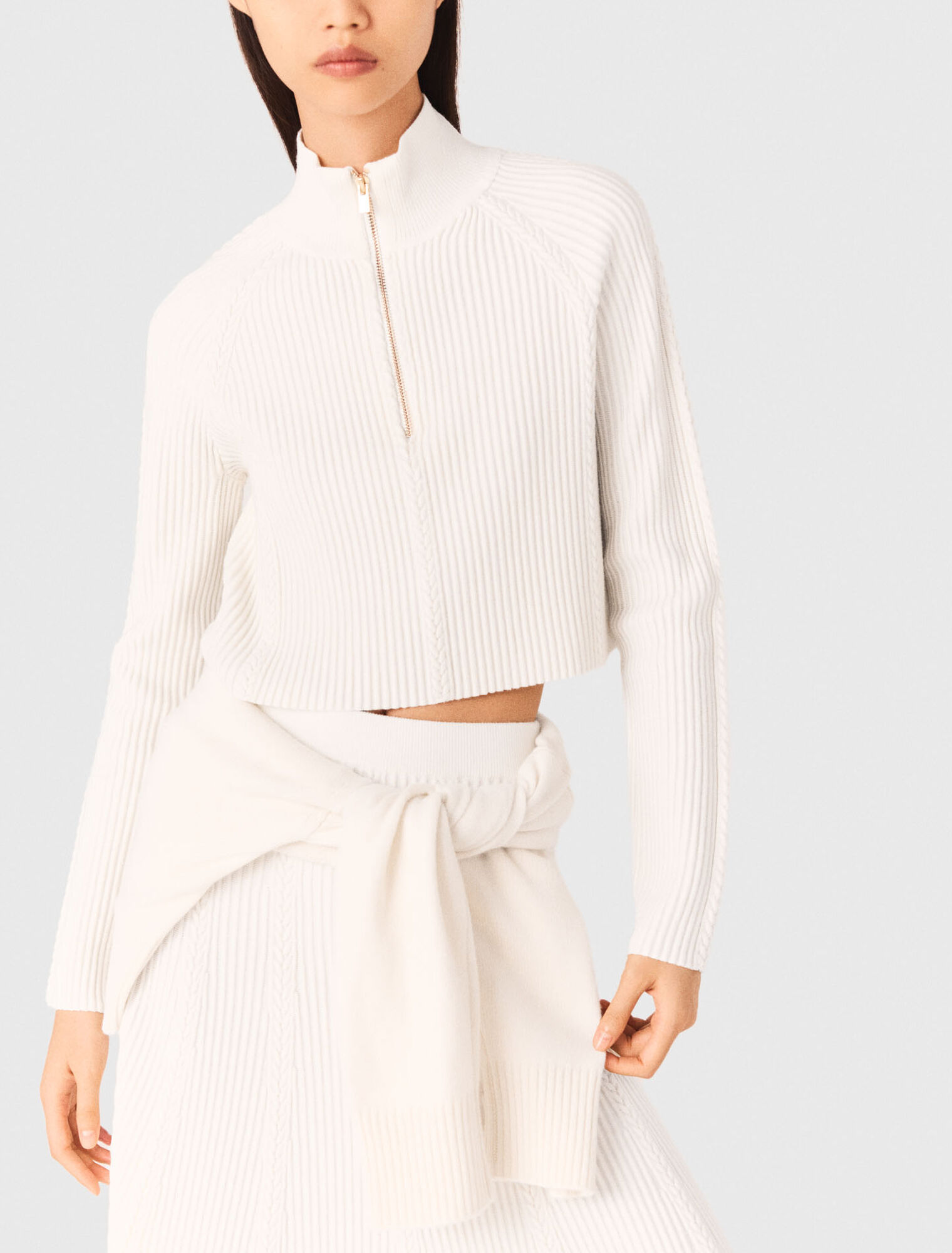 High-neck jumper