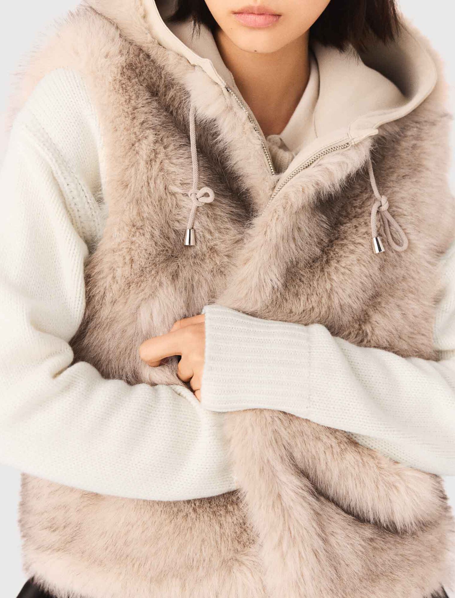 Short faux fur jacket