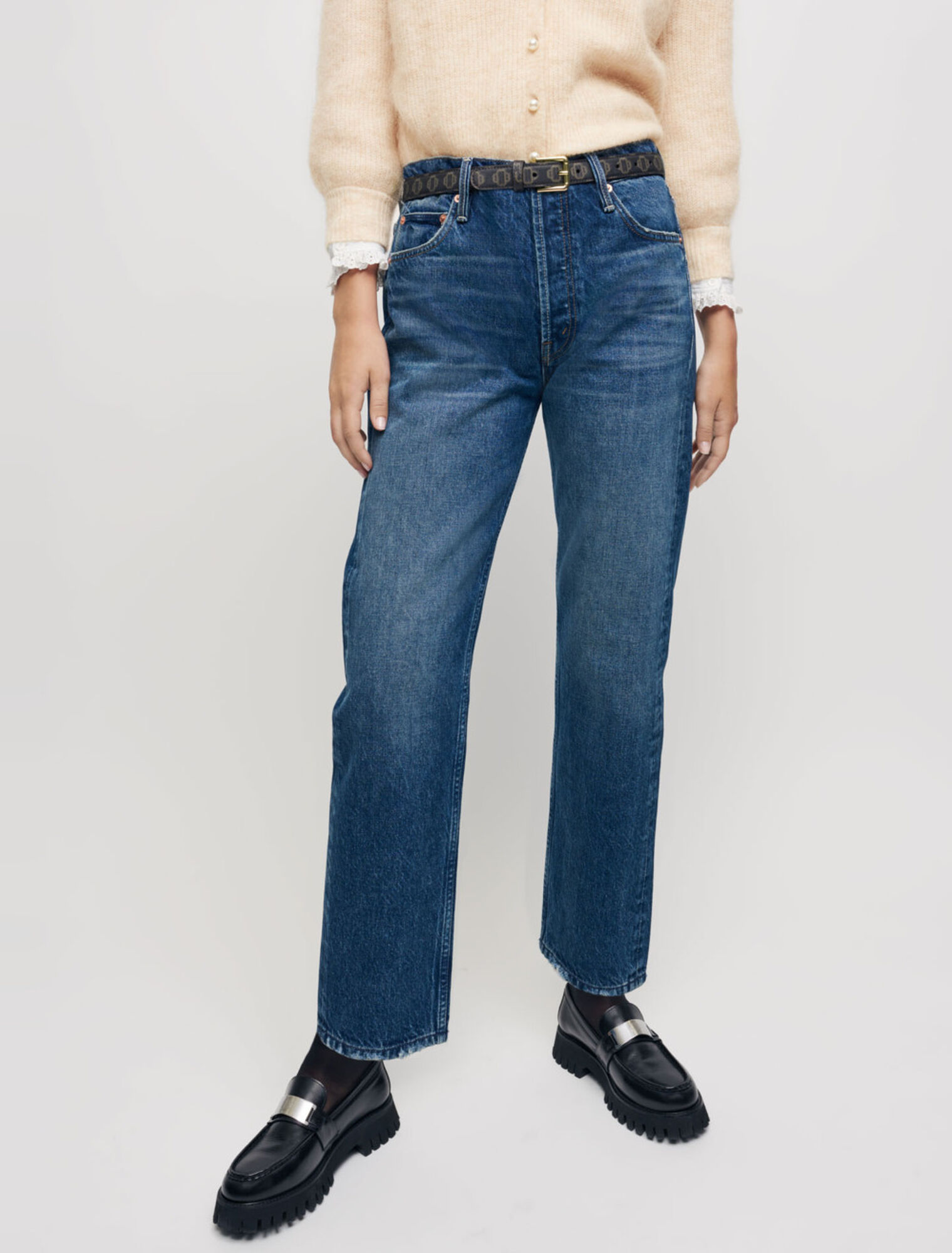 High-waisted straight-cut jeans