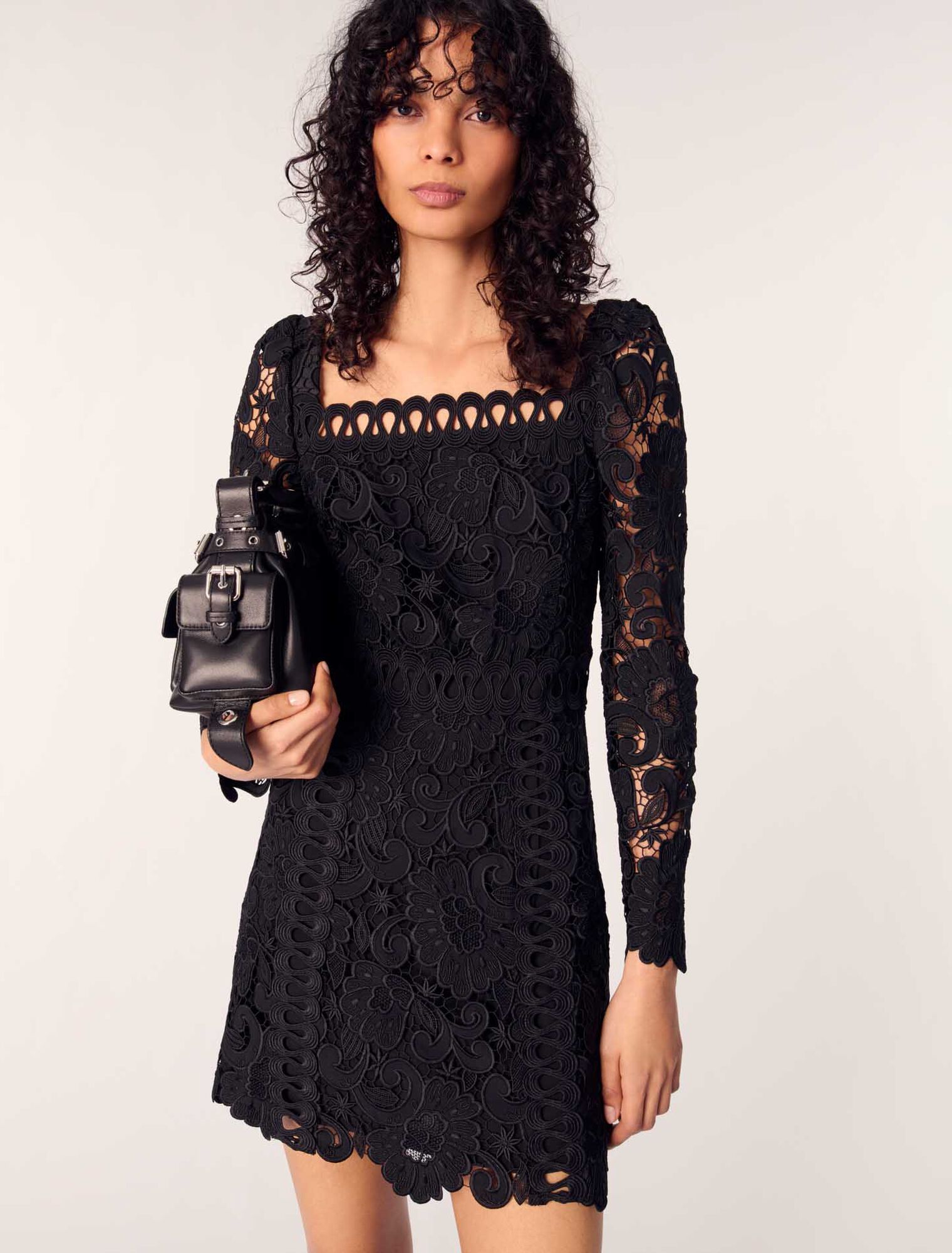 Short guipure dress