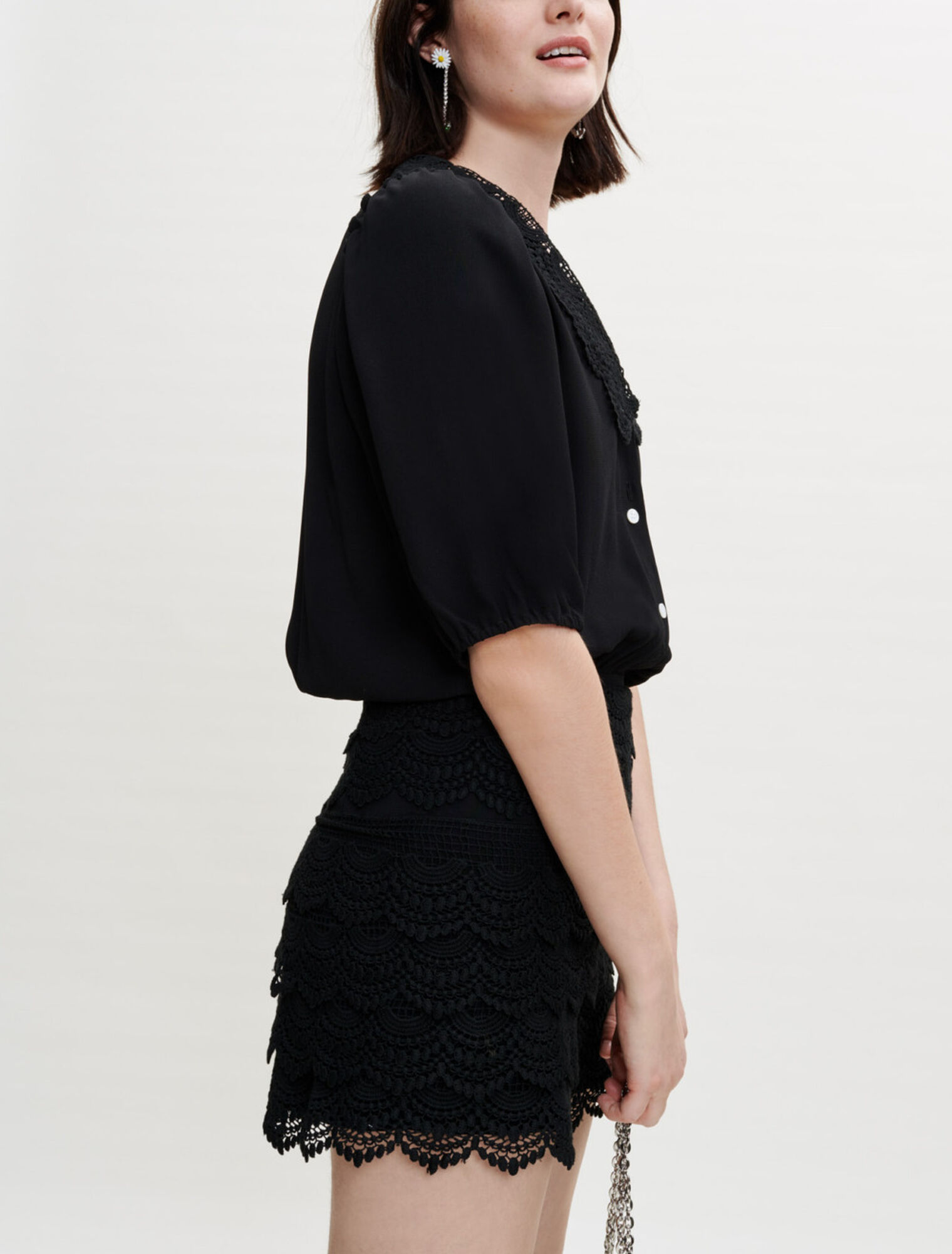 Combination shorts in mix fabric