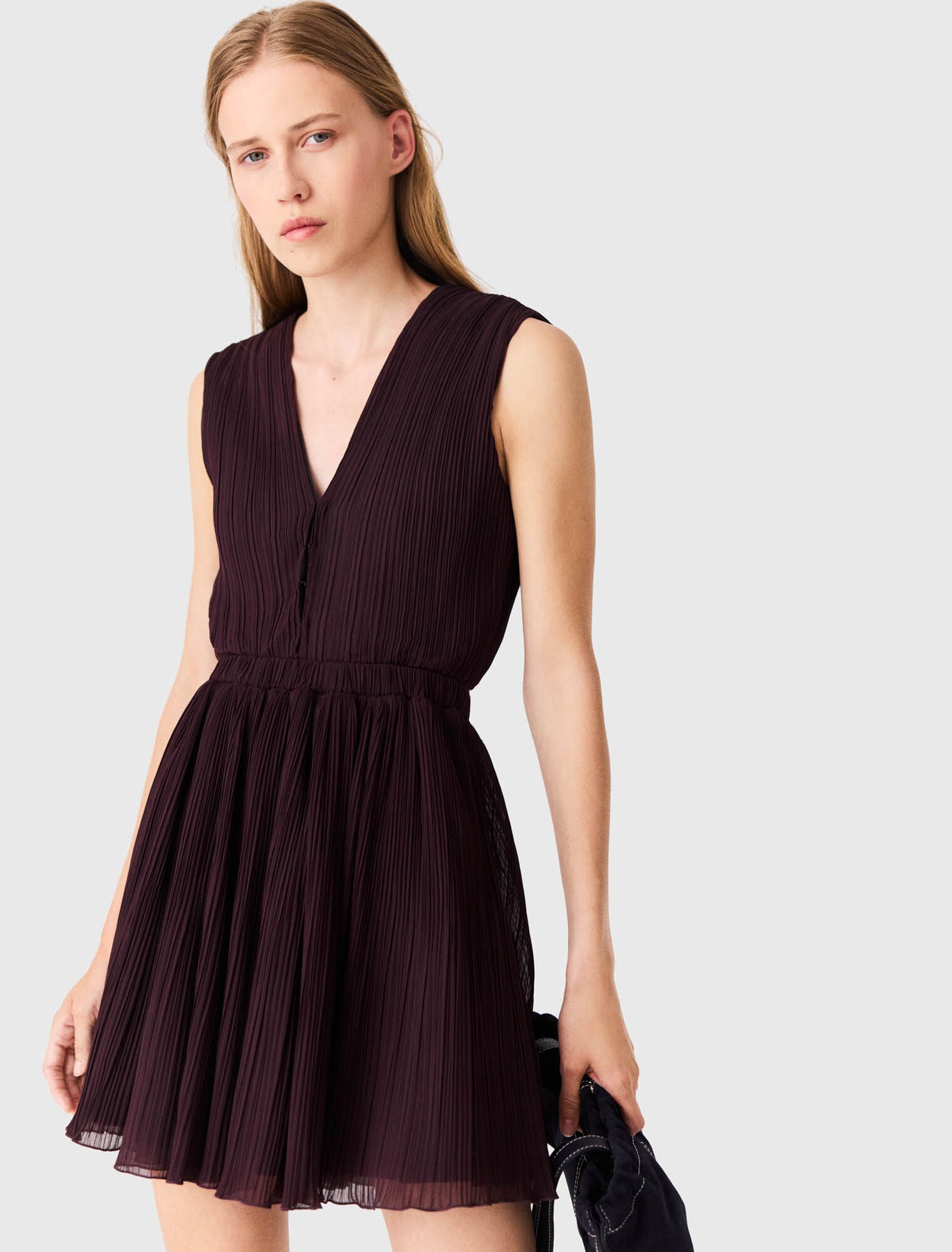 Short pleated skater dress