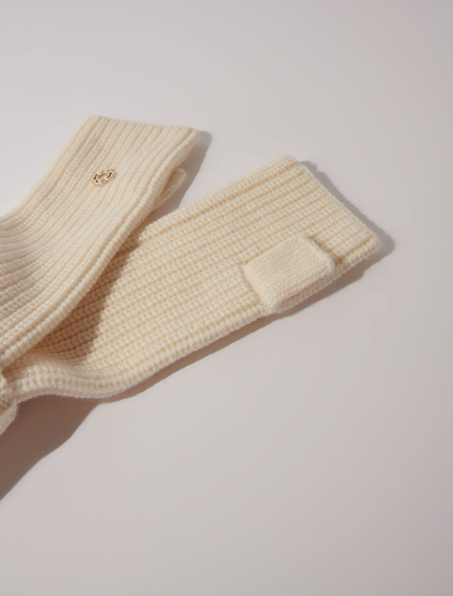 Wool and cashmere mittens