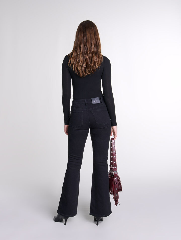 Long-sleeved top