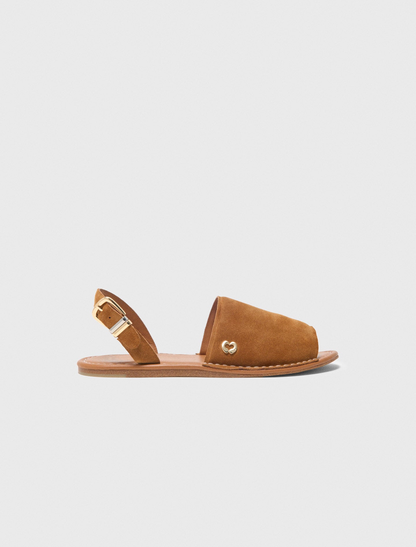 Flat sandals 9