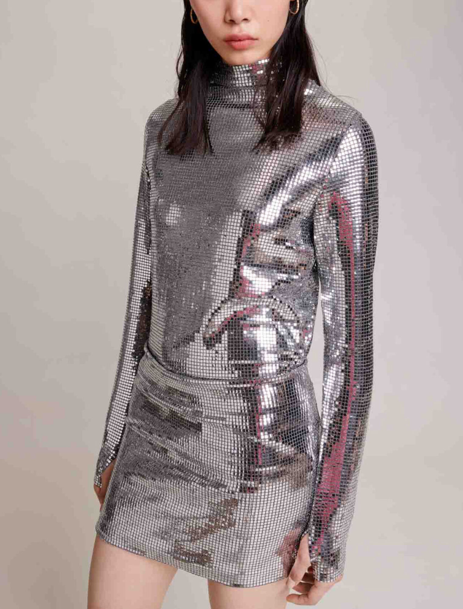 Short skirt with rhinestones