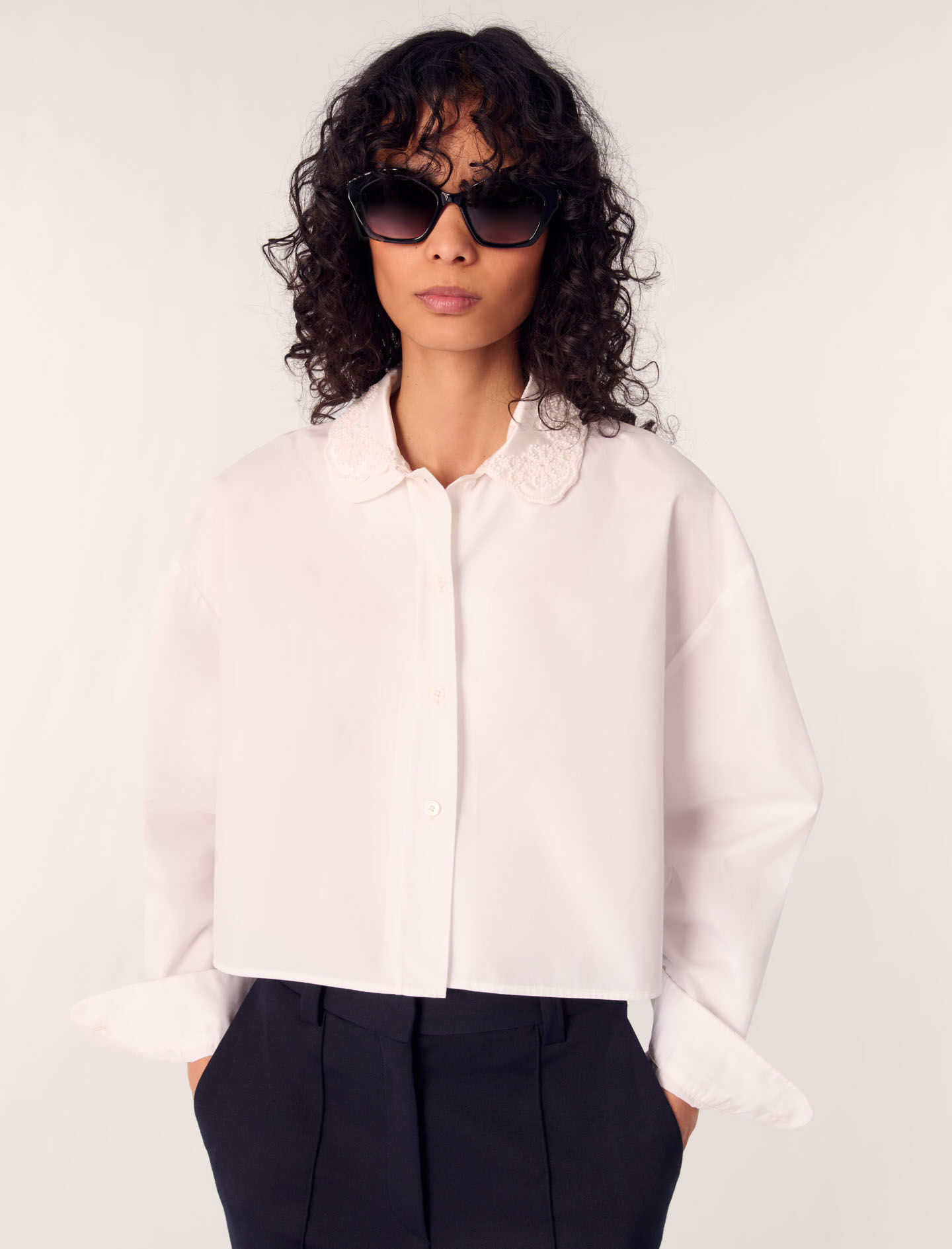 Short shirt with embroidered collar - Short sleeves | Maje