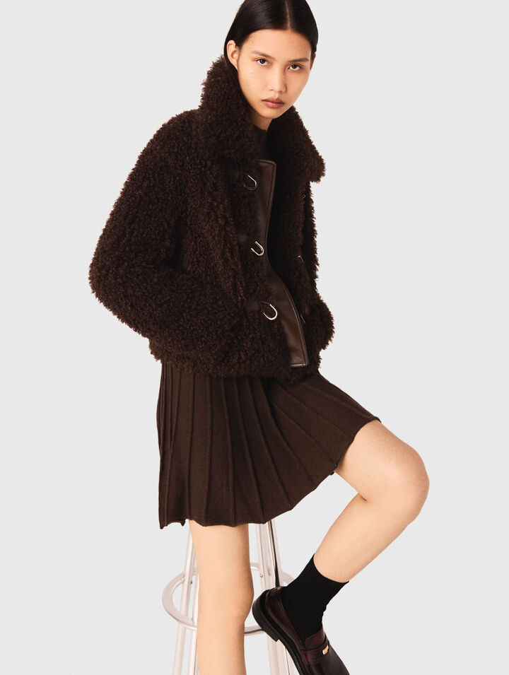 Short curly coat