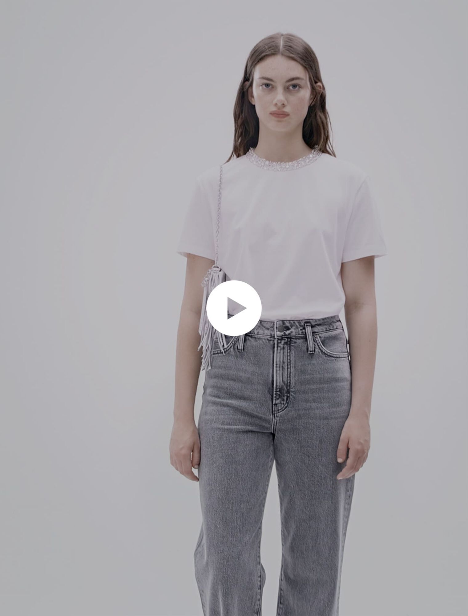 T-shirt with jewellery neck