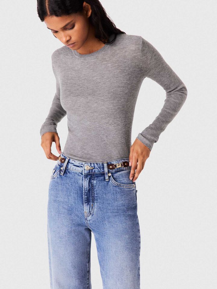 Second-skin round neck jumper
