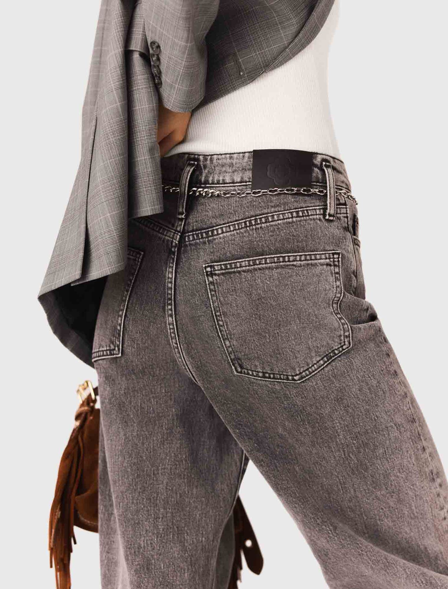 Wide-leg jeans with chain-link belt