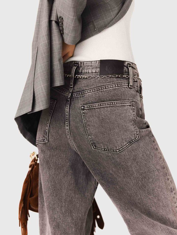 Wide-leg jeans with chain-link belt