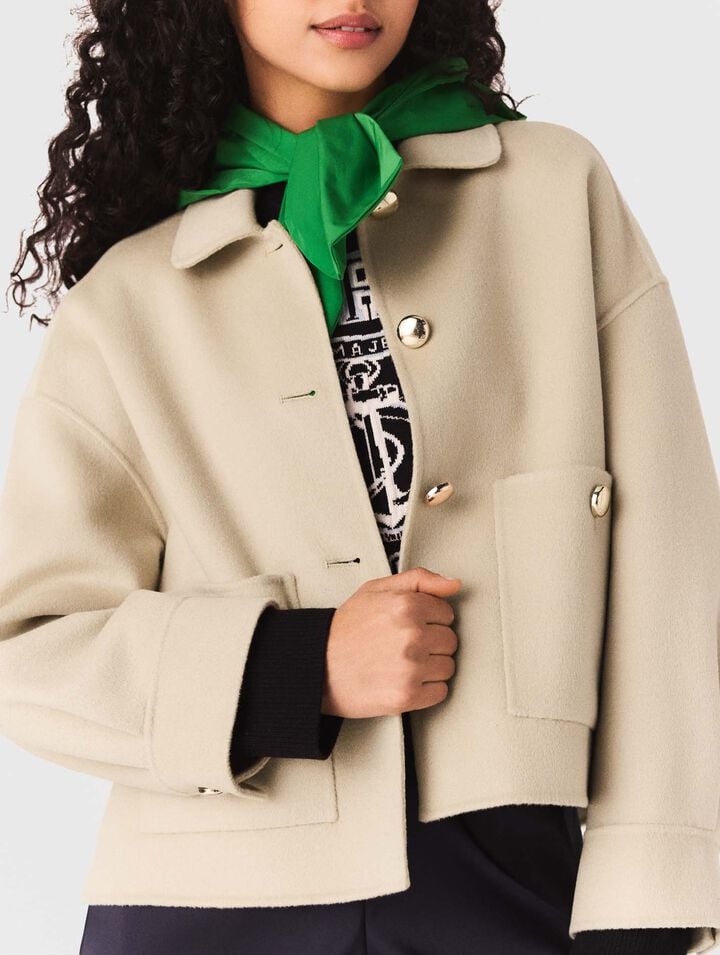 Short pleated-back wool jacket