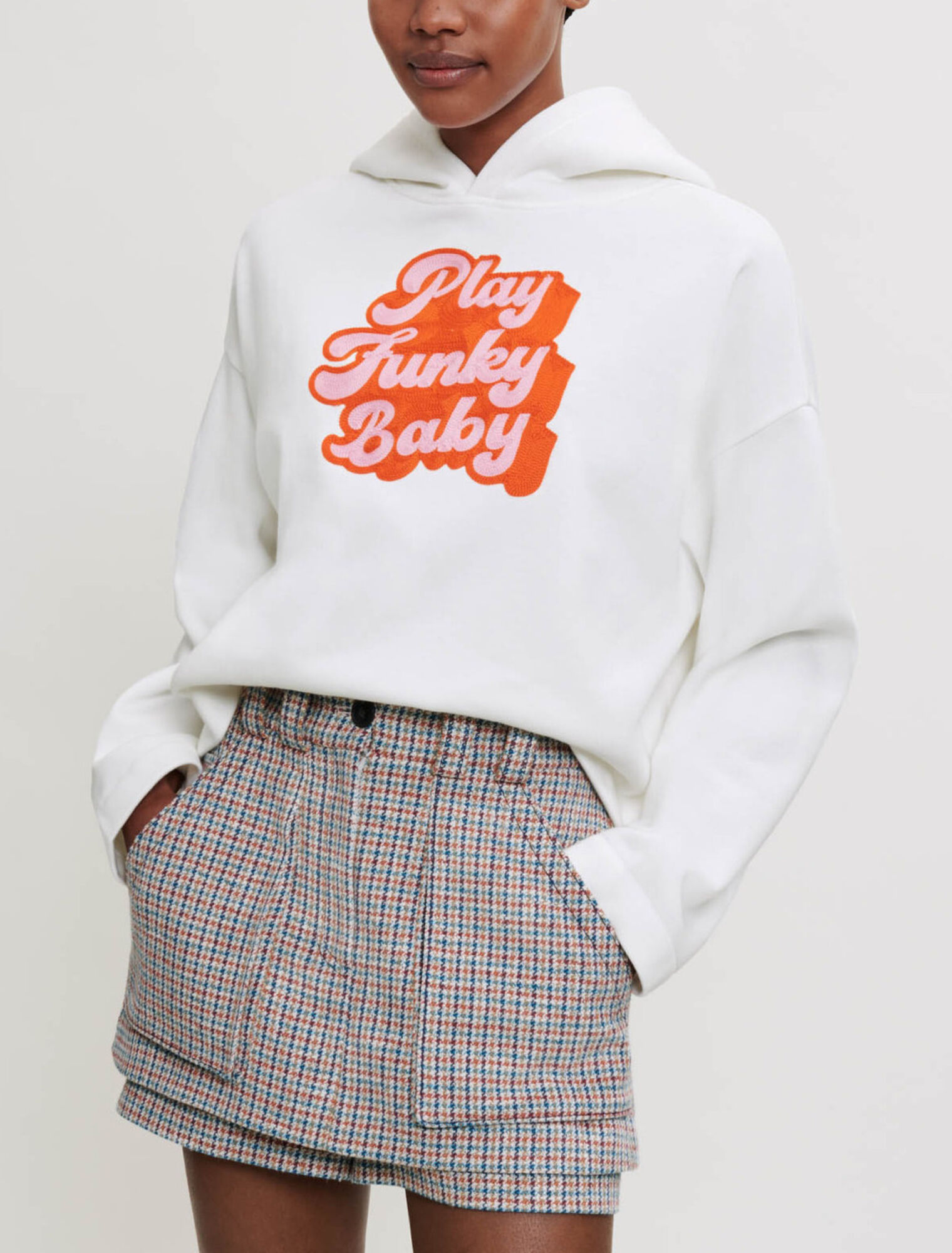 70’s-style embroidered sweatshirt