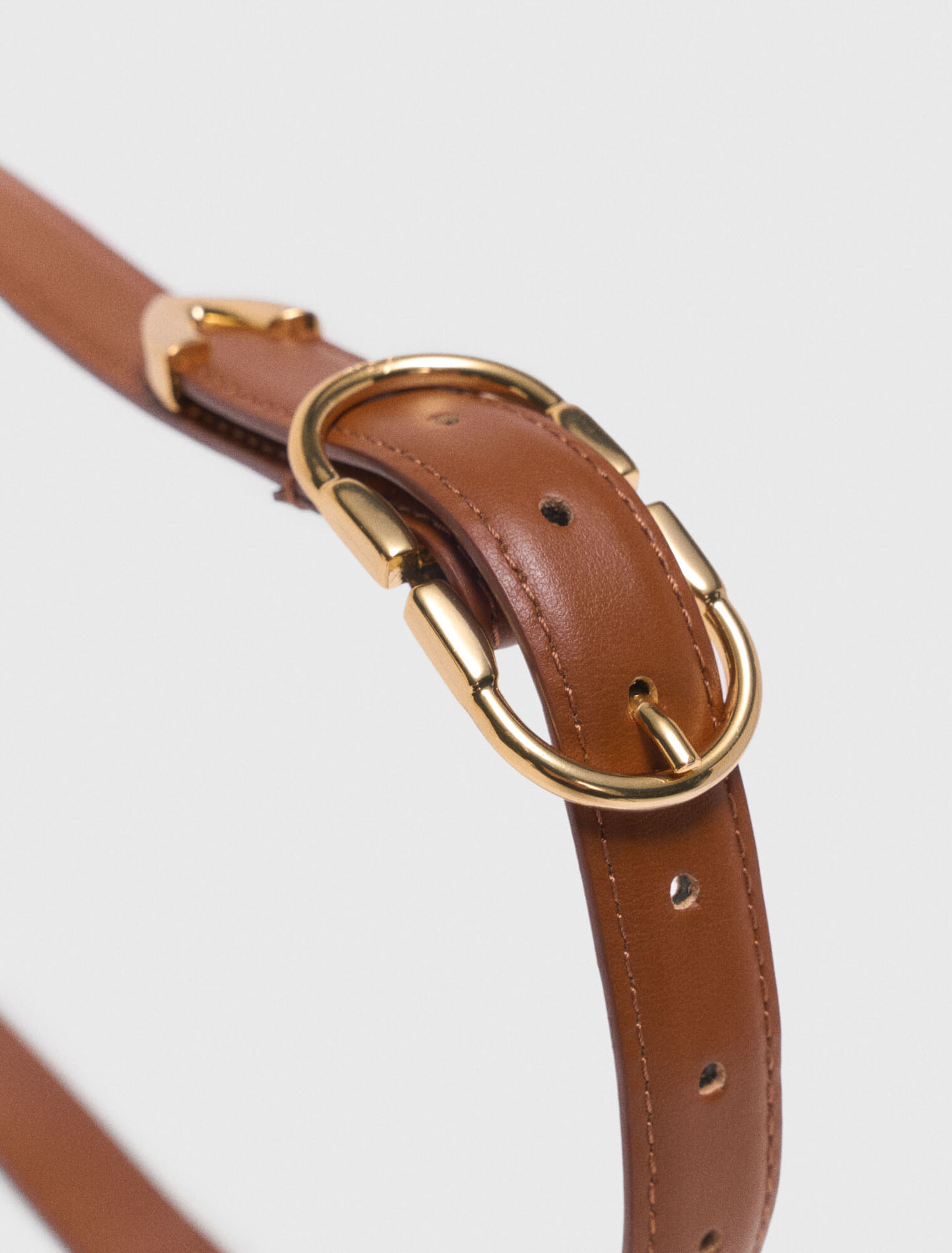 Double-buckle leather belt