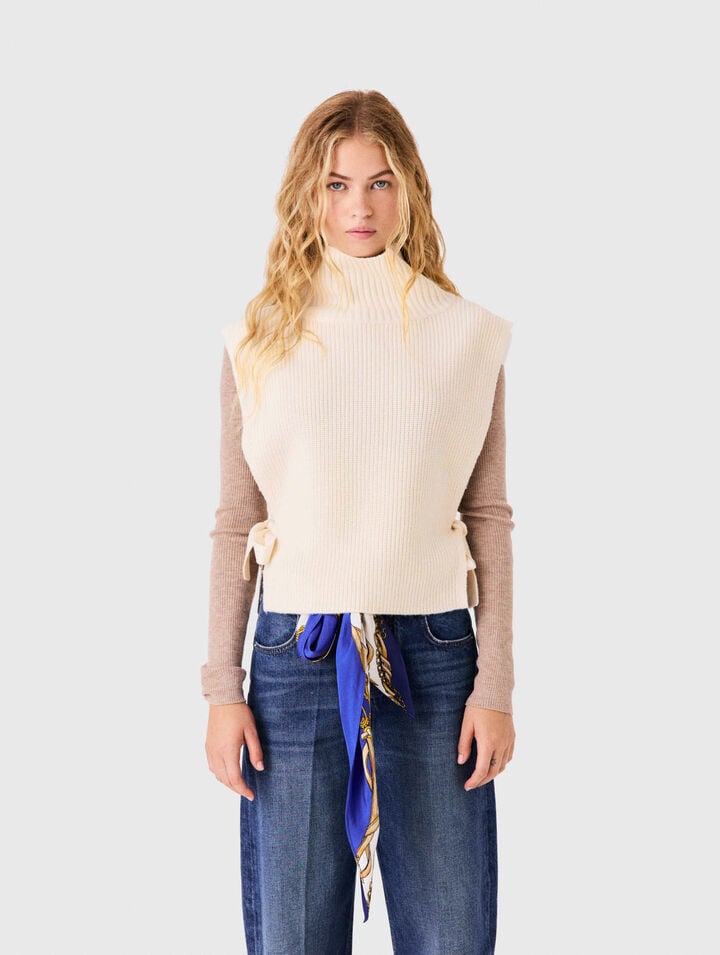 Long knit collar