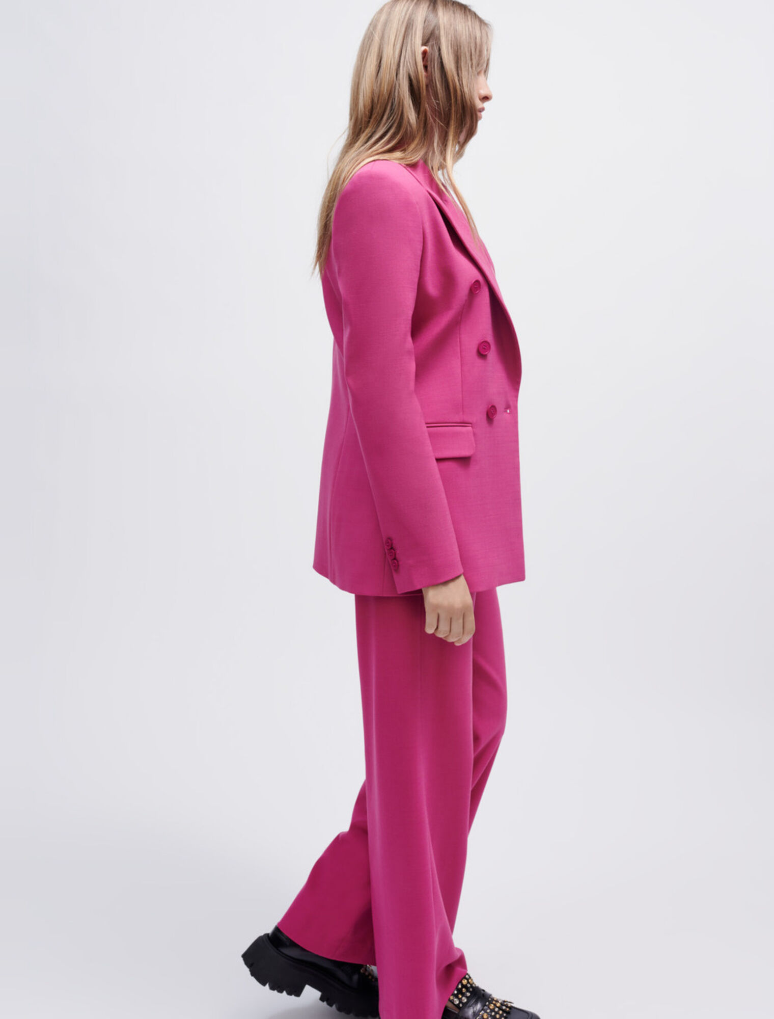 Double-breasted stretch suit jacket