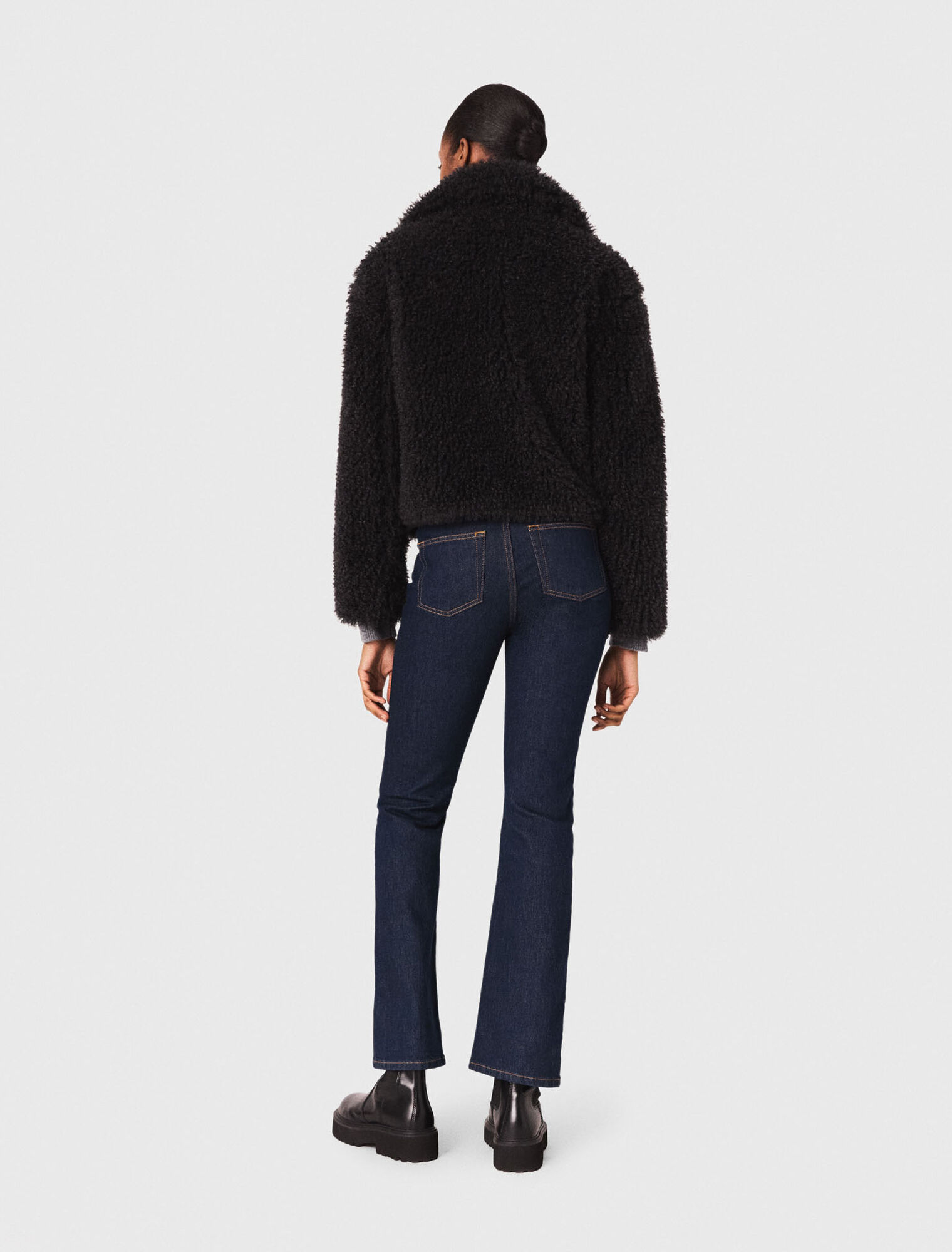 Short curly coat