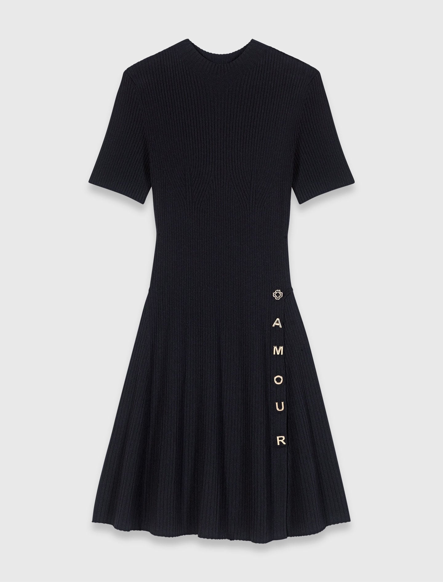 Short knit button dress 9