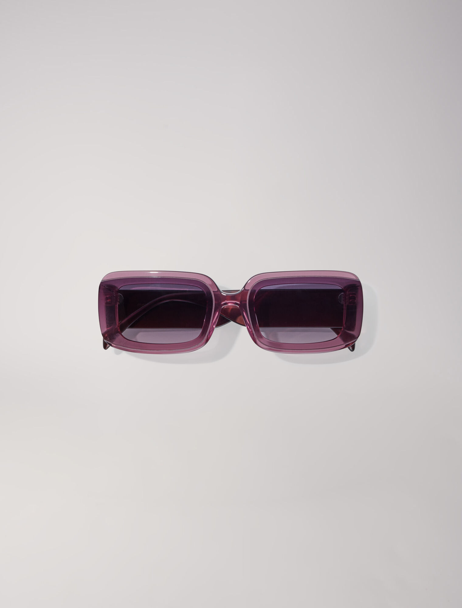 Acetate glasses with smoked lenses