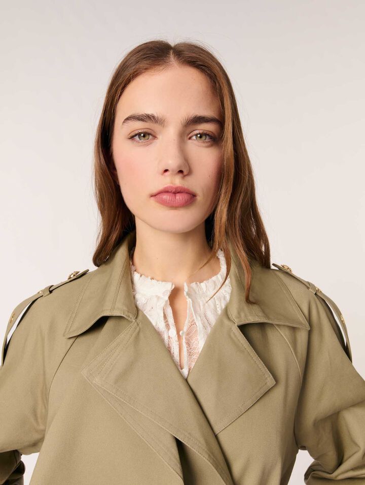 Removable collar stud trench coat