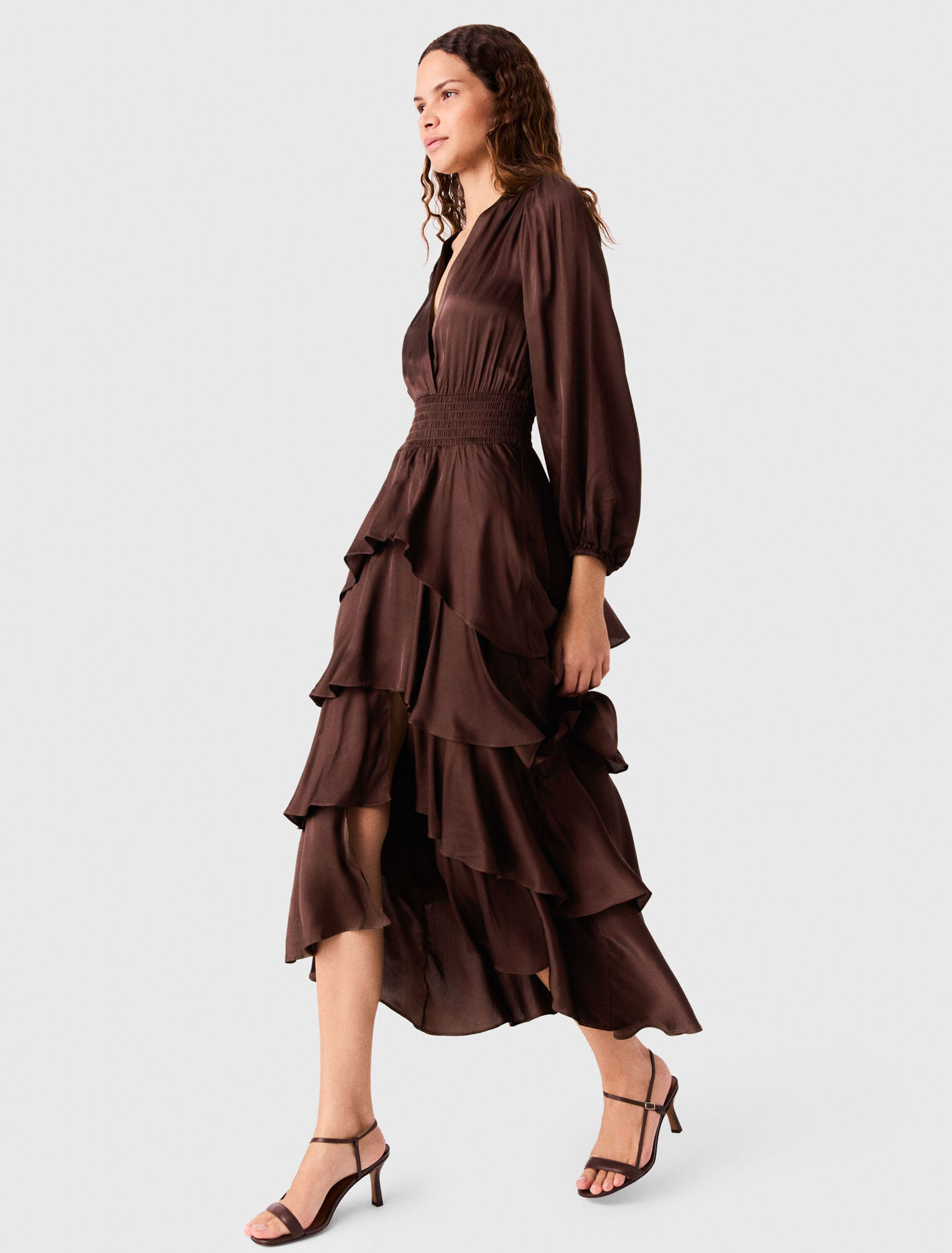 Flowy ruffled maxi dress