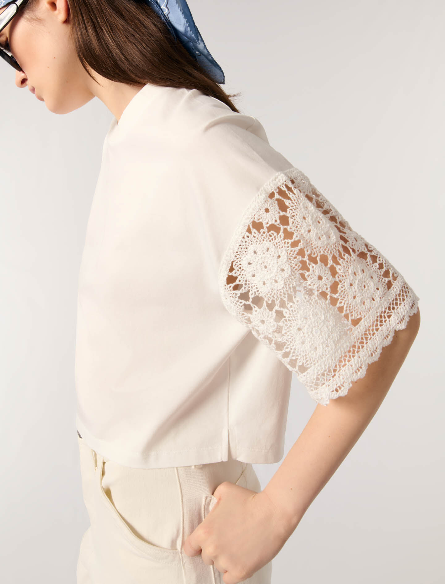 White cropped top with flowers, White - Sisley