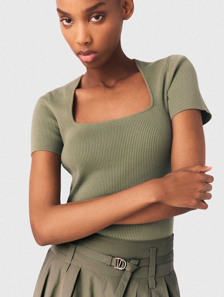 Square-neck ribbed jumper