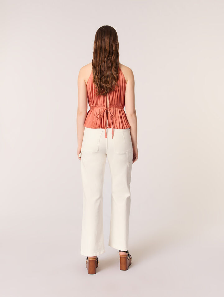 Sleeveless pleated top