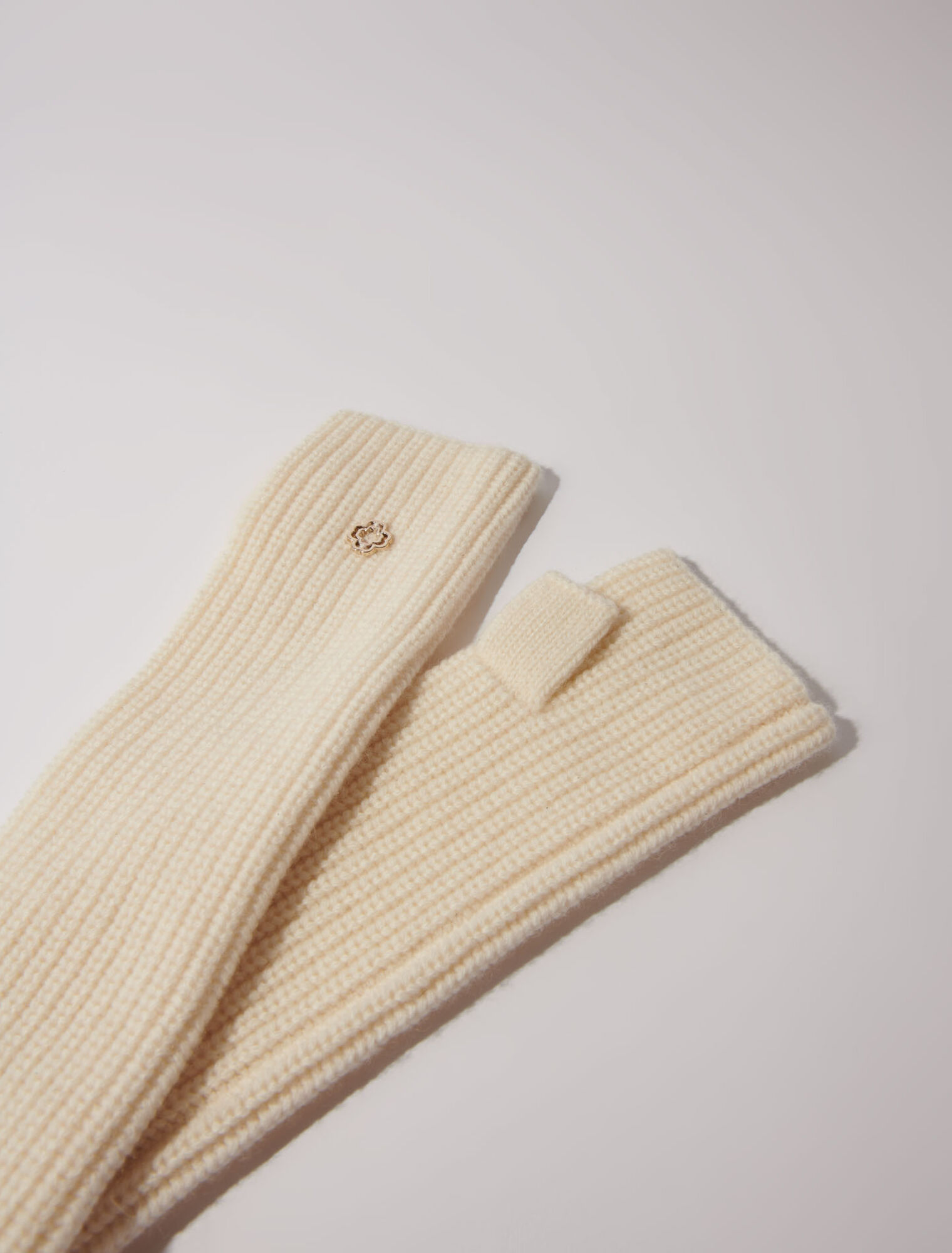Wool and cashmere mittens