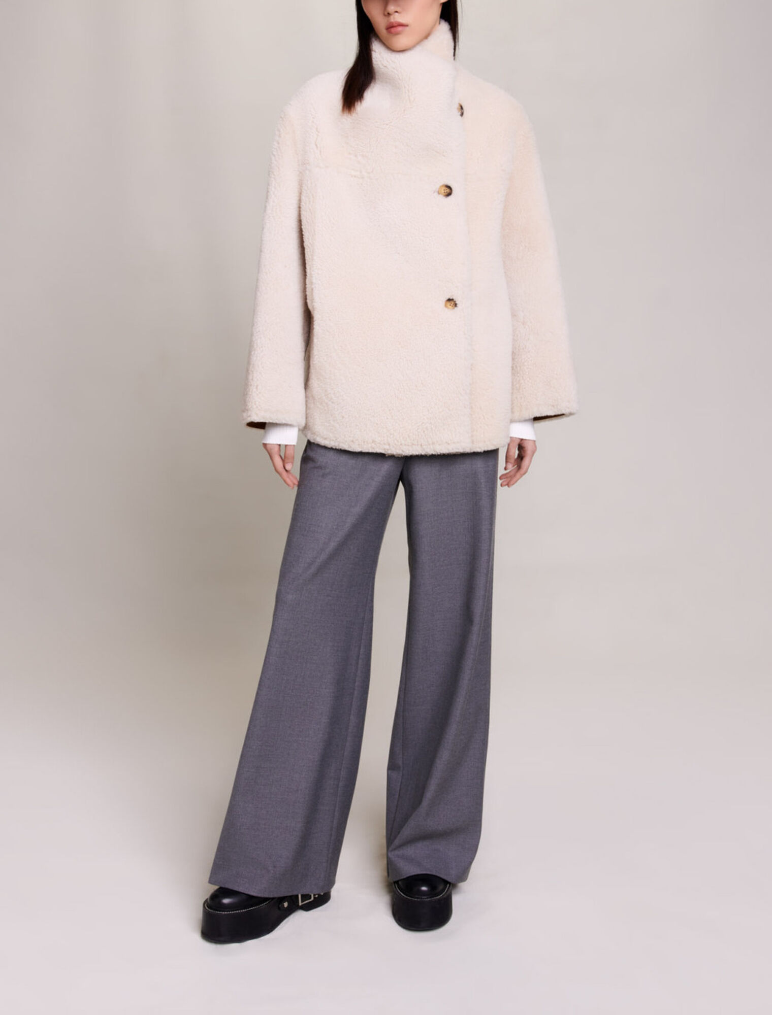 Short reversible coat