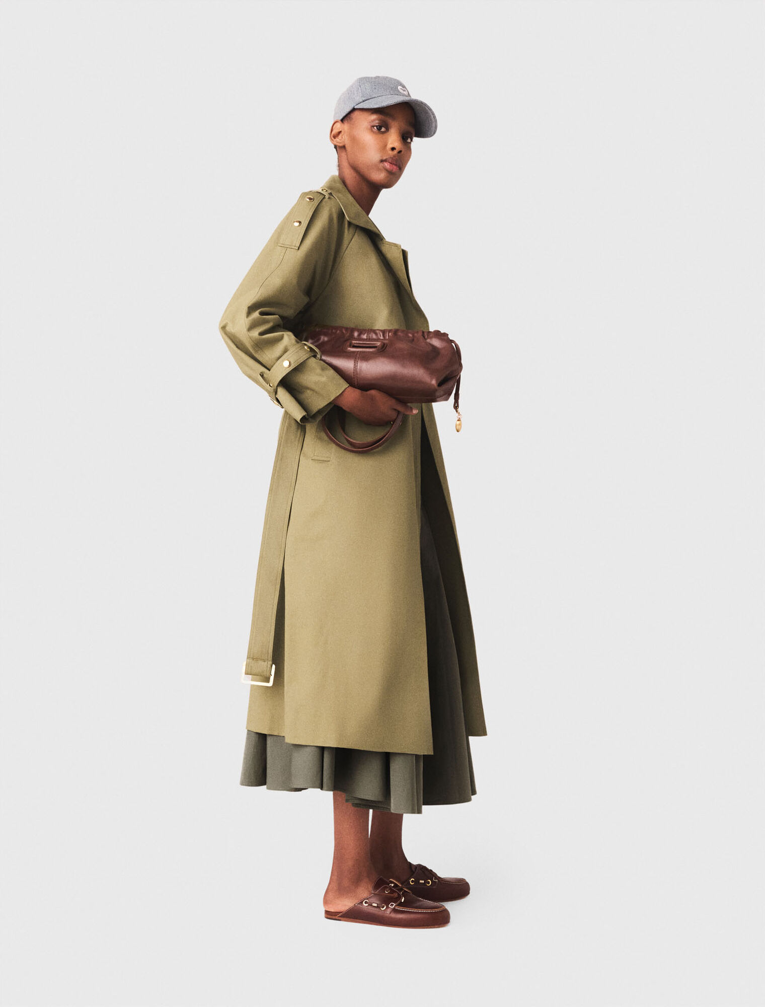 Removable collar stud trench coat