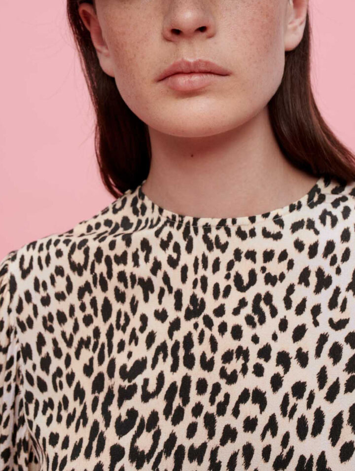Leopard-print viscose dress
