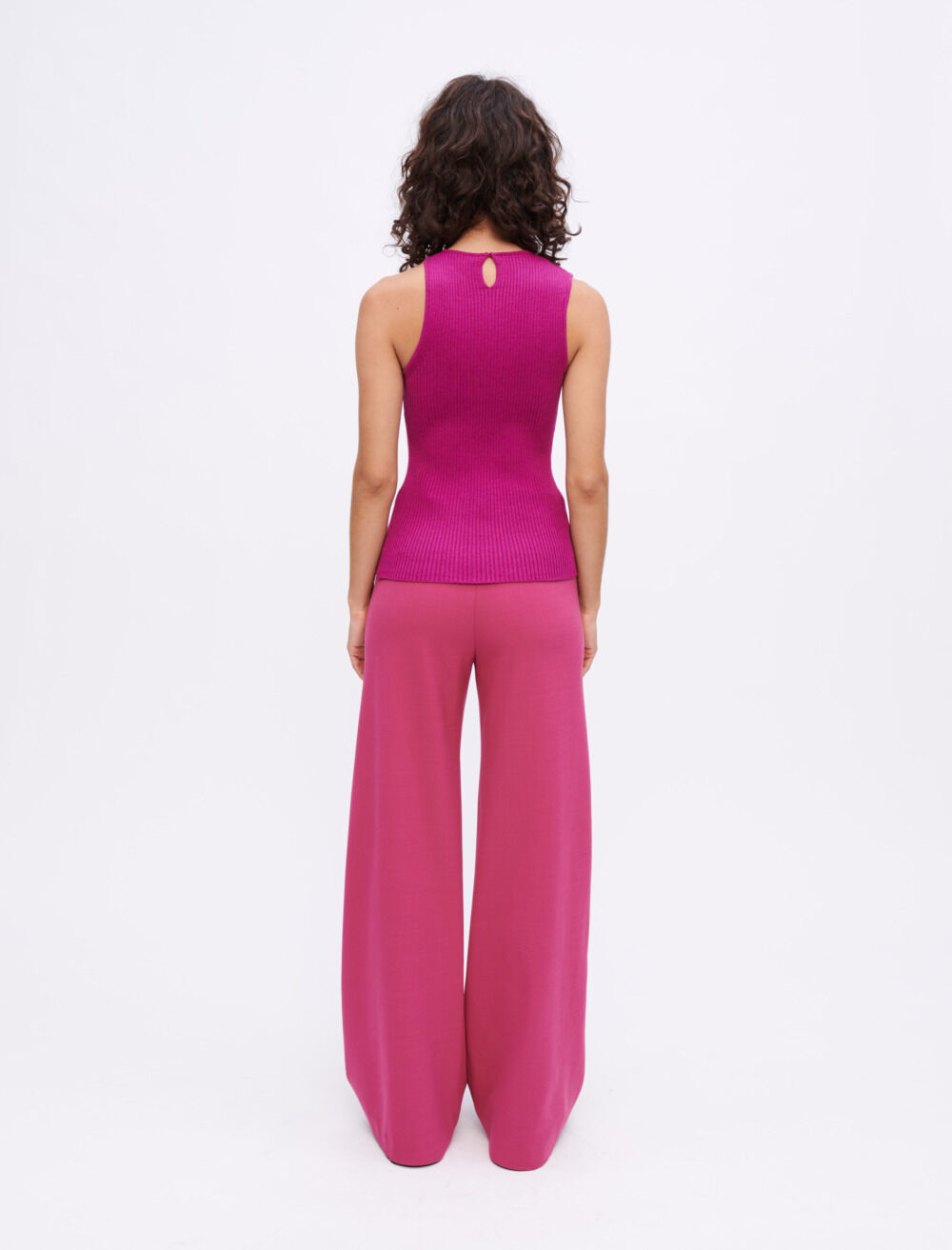 Asymmetrical knitted tank top - Sweats & Cardigans | Maje Asymmetrical knitted tank top - Sweats & Cardigans | Maje