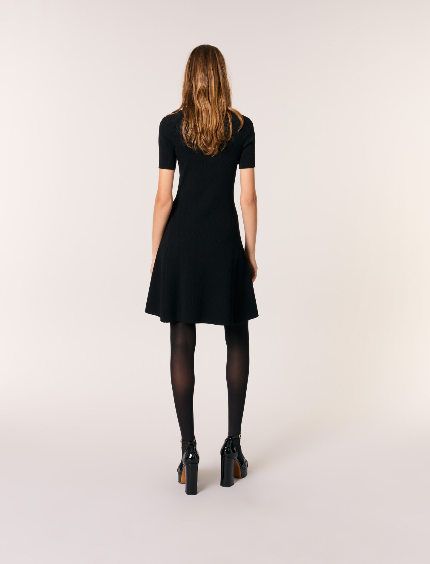 【M-PREMIER BLACK】フリル袖ウールコート　SIZE36 Pleated knit midi dress Black / Gray For Women | Maje