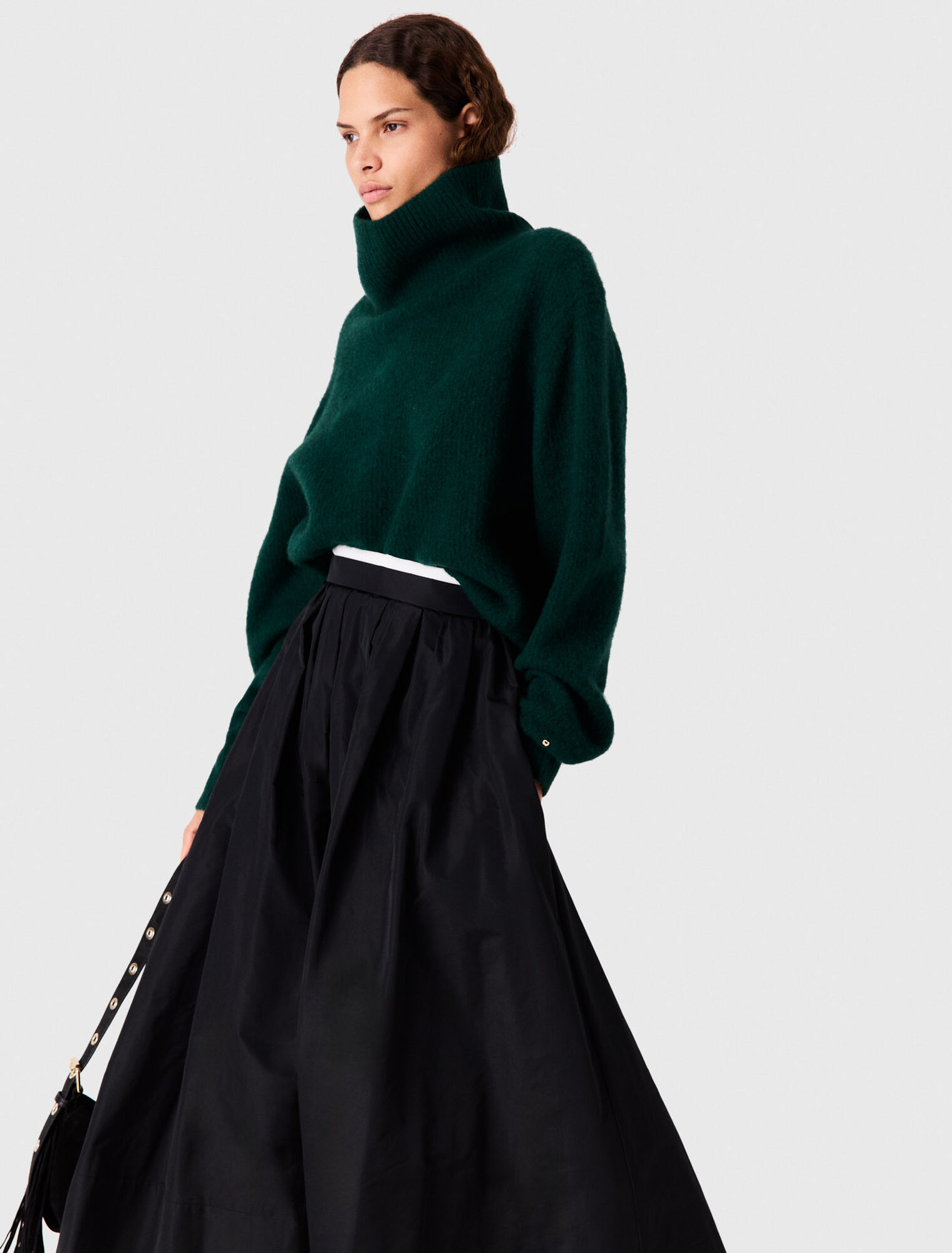 Long skirt with contrast waistband