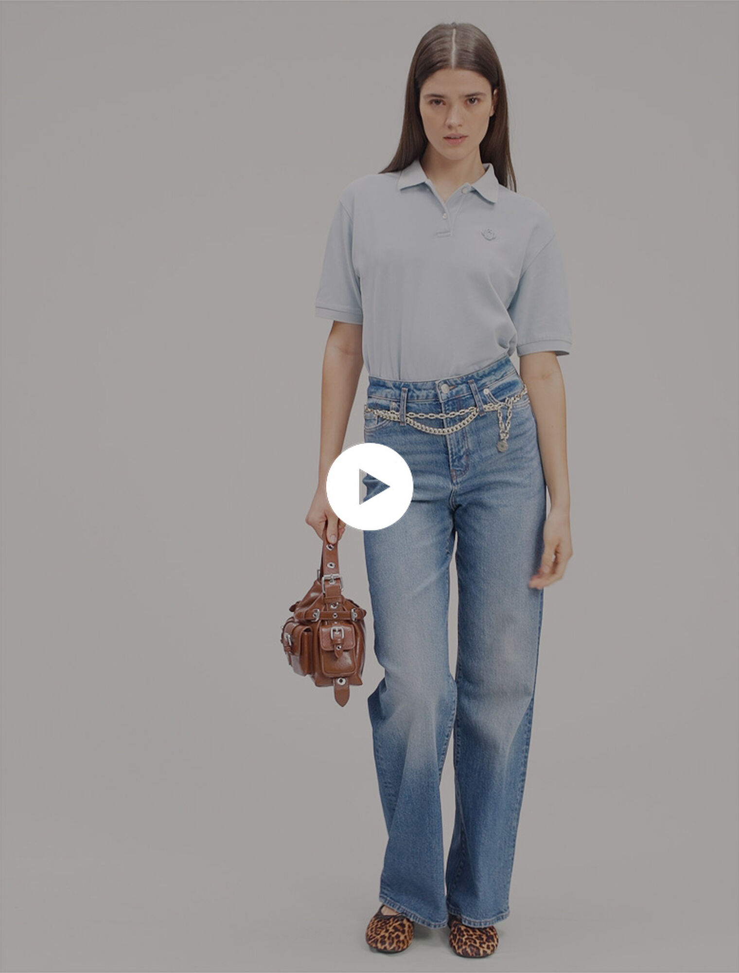 Jeans with chain-link belt
