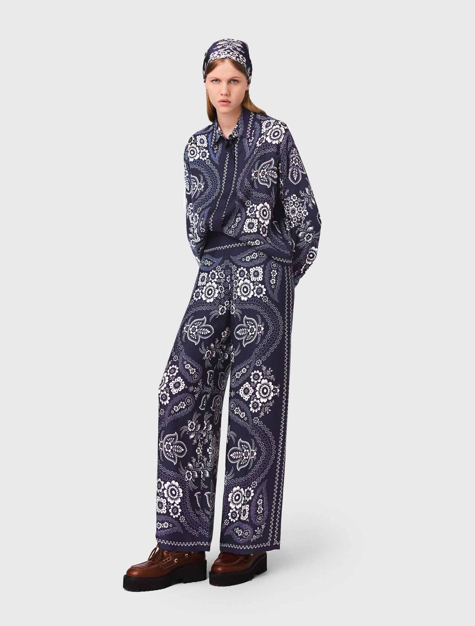 Flowing print trousers