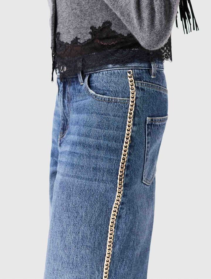 Wide-leg jeans with chains